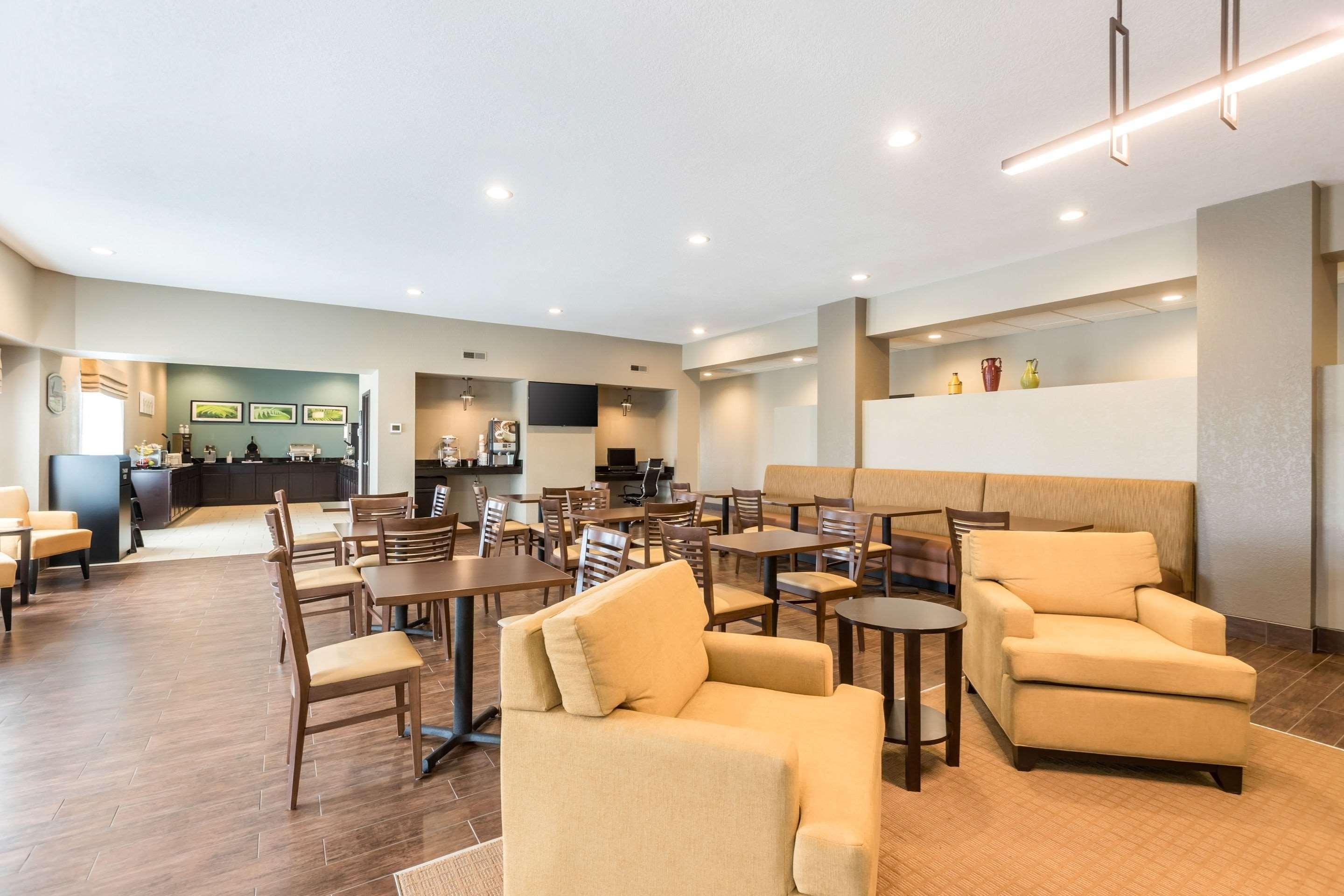 Sleep Inn & Suites West Des Moines Near Jordan Creek Bagian luar foto