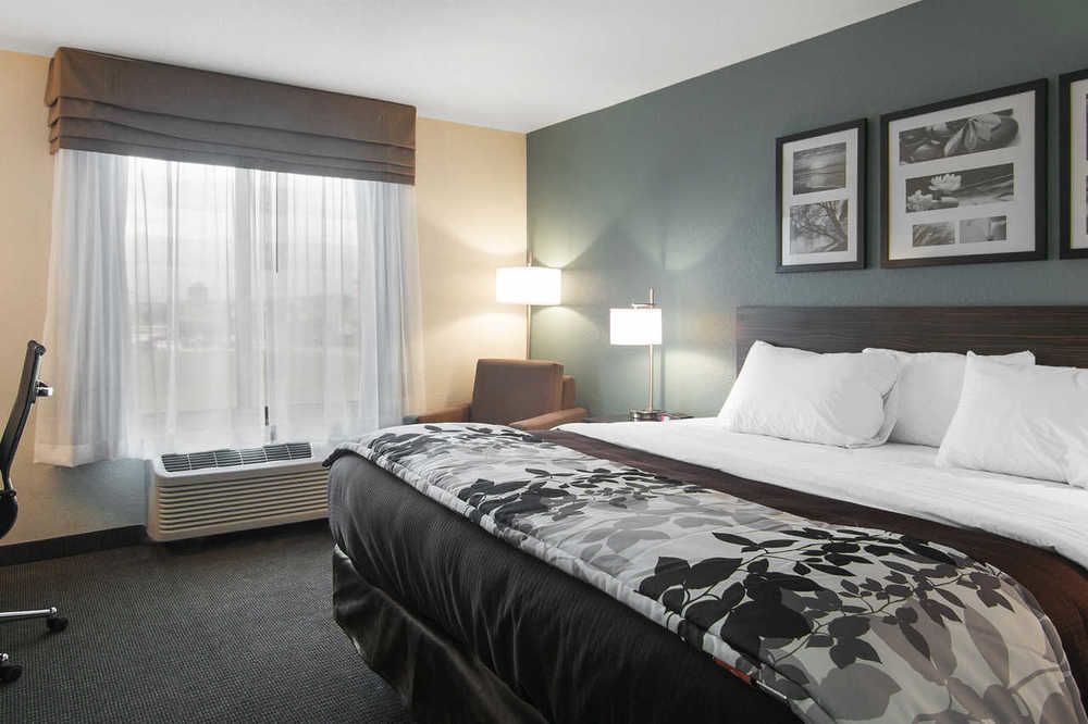 Sleep Inn & Suites West Des Moines Near Jordan Creek Bagian luar foto