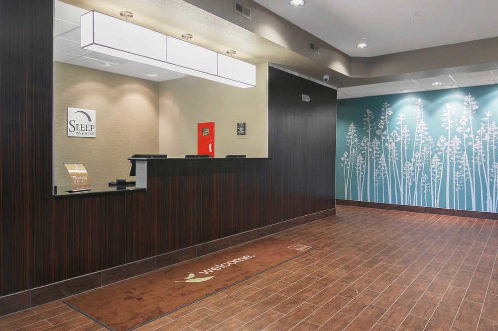 Sleep Inn & Suites West Des Moines Near Jordan Creek Bagian luar foto